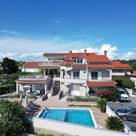 Villa Gehl Lopar Eksteriør bilde